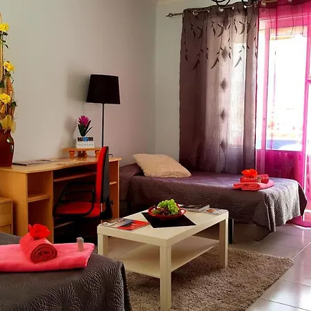 Warm, Cozy And Comfortable Апартаменты Адехе