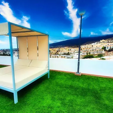 Апартаменты Warm, Cozy And Comfortable Адехе